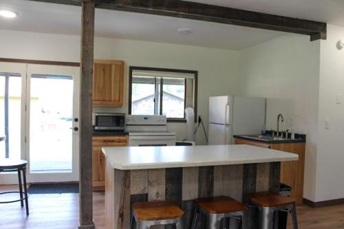Cabin 6 at Horse Creek Resort, Rapid City (fotografie 9)