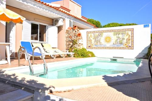 A modern comfortable and well equipped linked villa with private pool and A/c - image 13