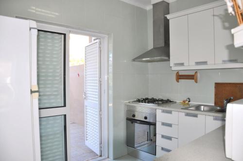 A modern comfortable and well equipped linked villa with private pool and A/c - image 12