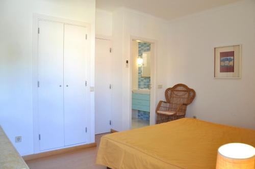 A modern comfortable and well equipped linked villa with private pool and A/c - image 2