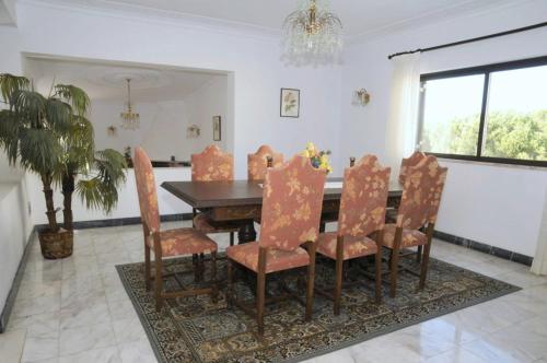 Situated in a superb position in The Old Village area - image 14