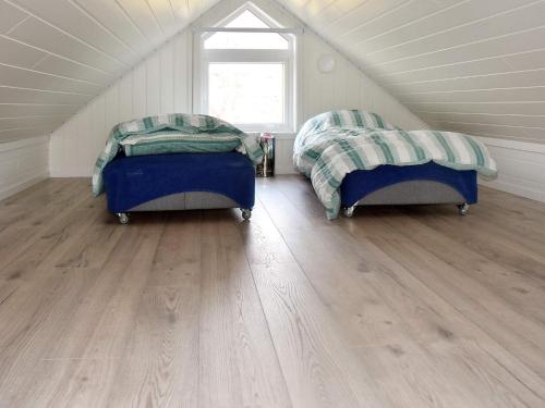 Holiday home Brattvåg III - image 3