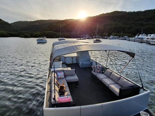 Riverfront Dream on the Hawkesbury - Water View in Ku-Ring-Gai