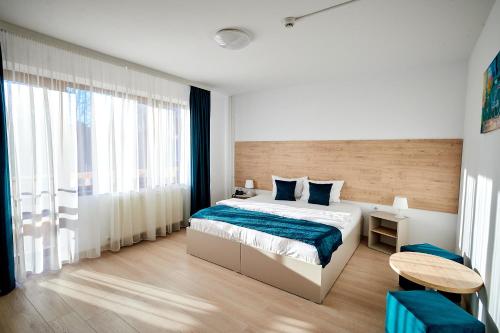 Two-Bedroom Apartment image 2