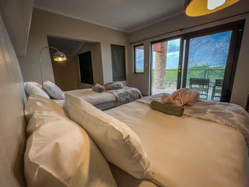 Uukwaluudhi Safari Lodge in Опуво