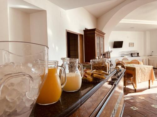 Makanan dan Minuman, Up Hotel in Naples