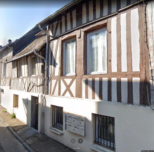 Exterior view, FleuryTerre - Grand 2 pieces avec terrasse in Déville-lès-Rouen