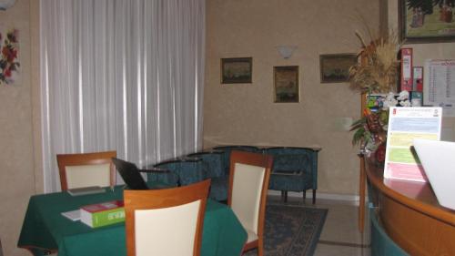 Albergo La Primula – Chianciano Terme, WI