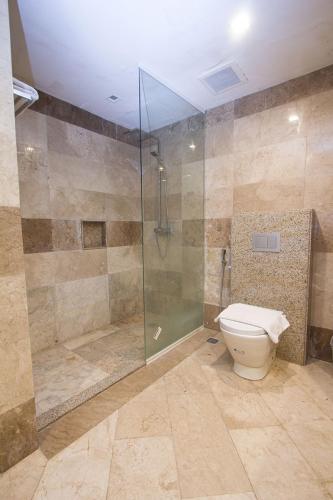Crown Regency Hotel & Towers Cebu