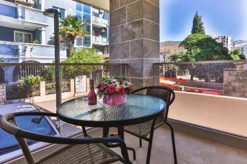 Montesun Boka Apartments 4