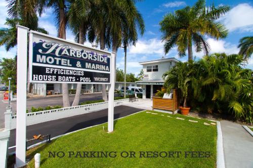 . Harborside Motel & Marina