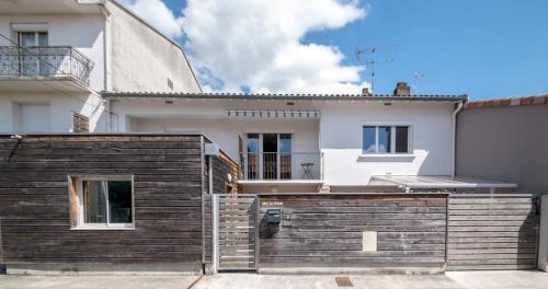 外部景觀, La cahute, appartement T2 avec jardin ou appartement familial T6 in 蒙托邦市中心