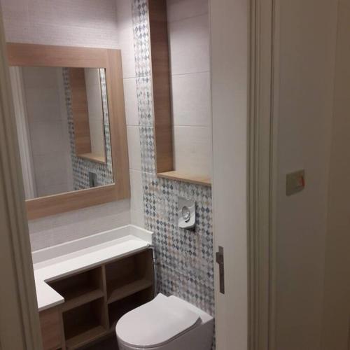 Exquisite Modern 2-bedroom Rental Unit - image 7