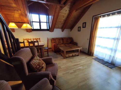  Berde - Verdiblanco 1B, duplex rústico y madera in Eriste