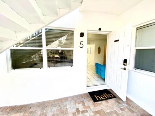 2 bedrooms, 3 beds