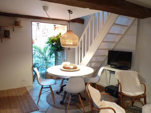 La petite maison CARRÉ gîte à louer Talant