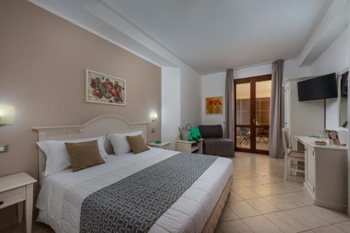 Double Room with Extra Bed room in Helios Hotel