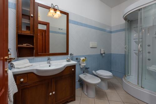 Triple Room image 5