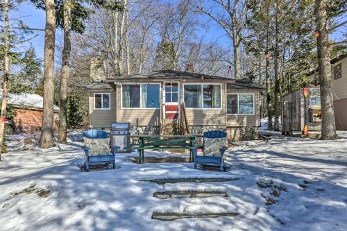 Lakefront Property in the Heart of the Catskills!
