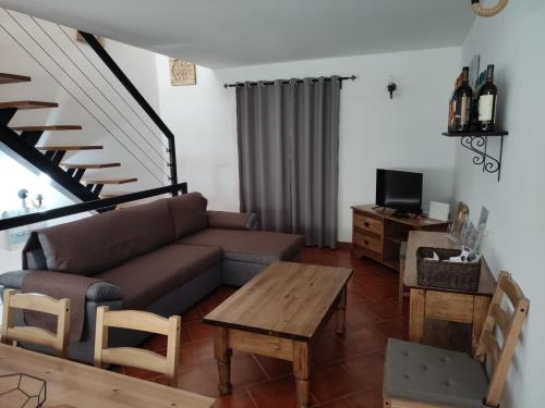 Ortak salon/TV alanı, Di&Ana II - Alojamento Vila Viçosa (Di&Ana II - Alojamento Vila Vicosa) in Vila Vicosa