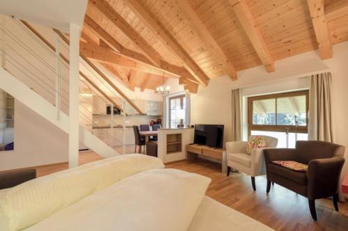 2 bedrooms, 3 beds