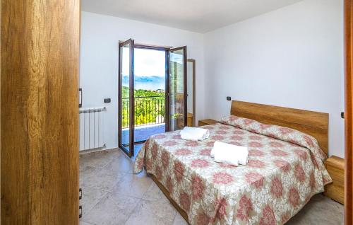 Stunning apartment in Policastro Bussentino with 2 Bedrooms and WiFi in Policastro Bussentino