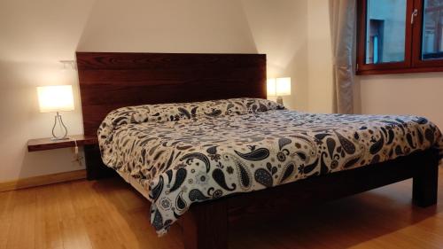 1 queen bed, 1 sofa bed
