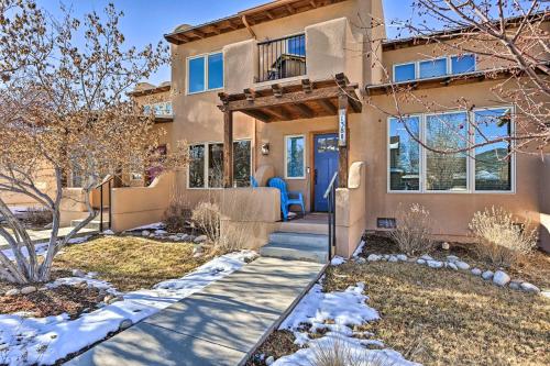 7984 Pet-Friendly Townhome with Grill! in Salida, USA