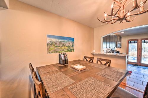 7984 Pet-Friendly Townhome with Grill! in Salida, USA