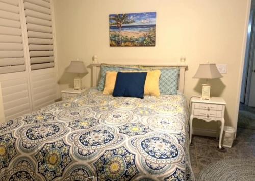 B215 - Garden Retreat - image 9