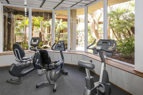 B215 - Garden Retreat - image 12