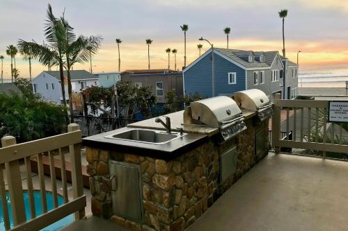 A19 - Surf Shack - image 8