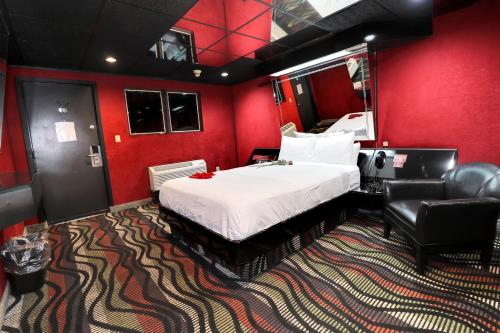 Hollywood Motel – Farmingdale, NY