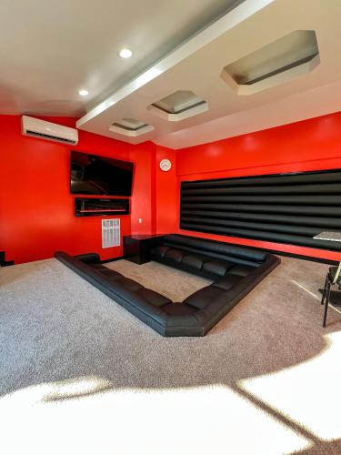 Hollywood Motel – Farmingdale, NY