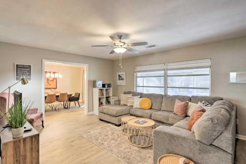 Contemporary Home about 1 Mile to UFs Campus! - image 9