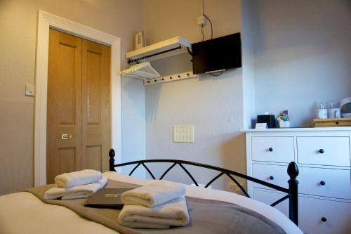 Greystoke House - image 11