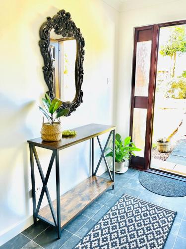 ทางเข้า, River house in ดัคเคิล