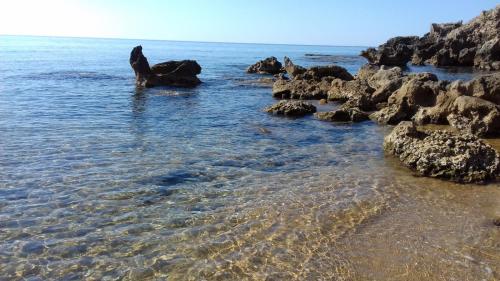 casa indipendente con accesso diretto al mare