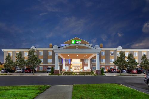 Holiday Inn Express Hotel & Suites Woodhaven, an IHG hotel - Woodhaven