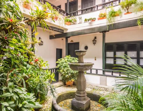 Hotel Camino Real