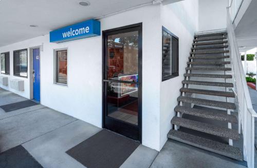 Utvendig, Motel 6 Santa Barbara, CA - State Street near Mission Santa Barbara