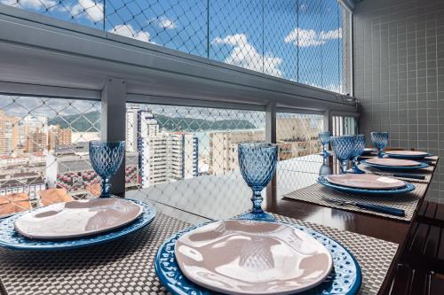 ทัศนียภาพ, Piemax Praia Grande - 100m PRAIA do BOQUEIRAO e CENTRO - Vista MAR - Varanda GOURMET com CHURRASQUEI in โบเกย์เรา