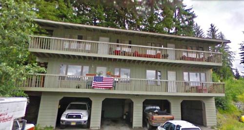 Captain's Quarters - Reduced Price Tours! - image 4