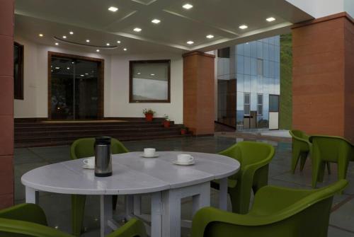 Shivani Foods & Resort photo