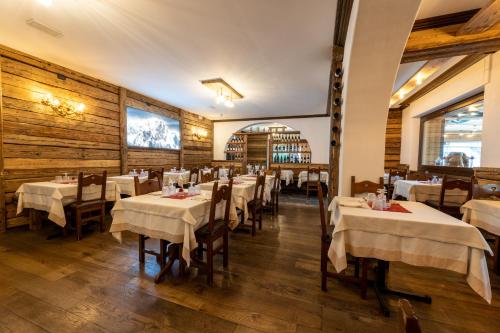 مطعم, Hotel Courmayeur in مركز مدينة كورمايور