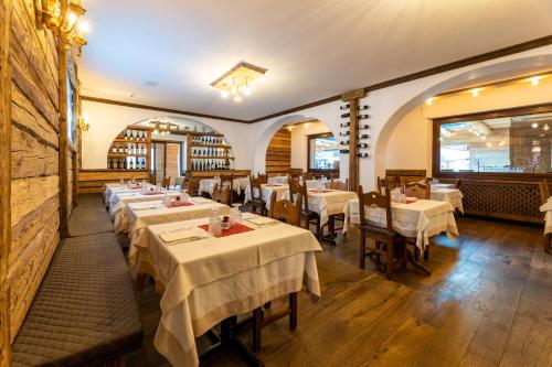 مطعم, Hotel Courmayeur in مركز مدينة كورمايور