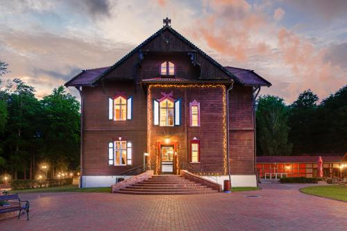 Hotel Garni Jagdschloss Waldsee mit Frühstücksbuffet & Schlossküche für Selbstversorger in Waldsee, Deutschland