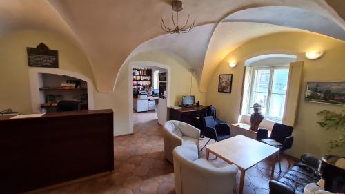 Фойє, Hostel Skautsky dom in Банська Штявніца