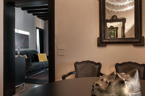 Charming House DD724 - image 14