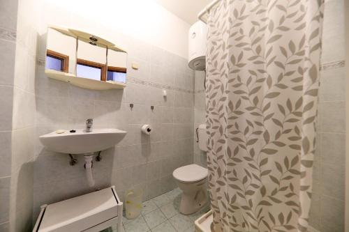 Apartments Melita - image 10